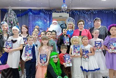 Праздник приходит к детям